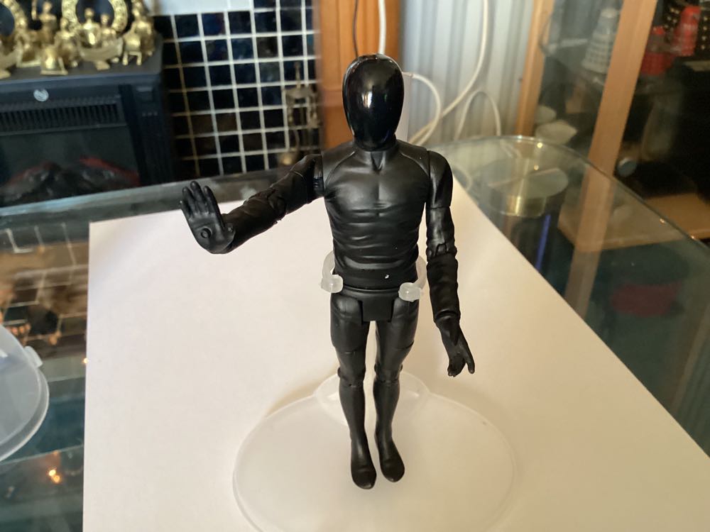 Figure 5th Doctor Android 2 Earthshock  action figure collectible - Main Image 1