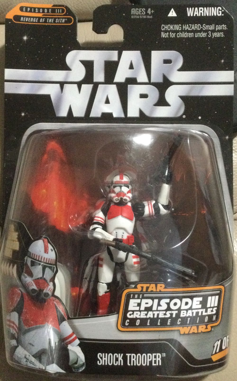 Village Candle Dolce Delight Large Glass Apothecary Jar Scented Candle 21.25 Oz Ivory