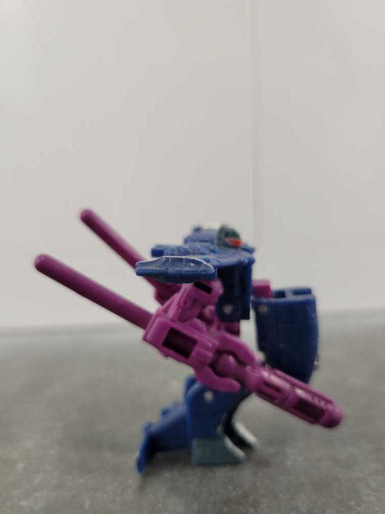 Overcast With Deepdive And Longarm Robot Mode - Hasbro (Cybertron) action figure collectible - Main Image 2
