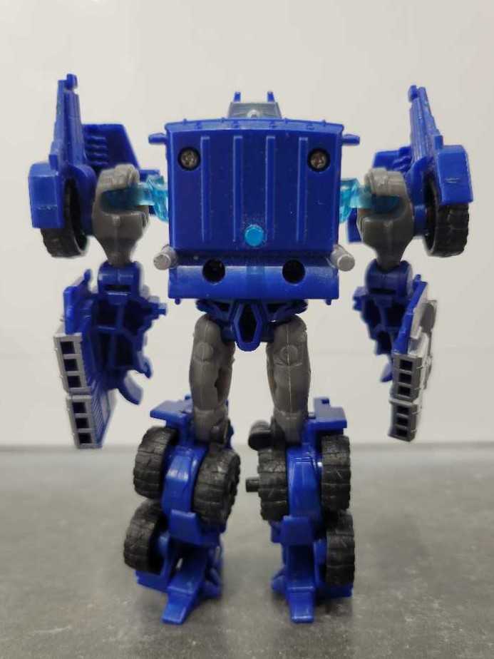 Ultra Magnus Cyberverse  - Hasbro (Prime) action figure collectible - Main Image 4