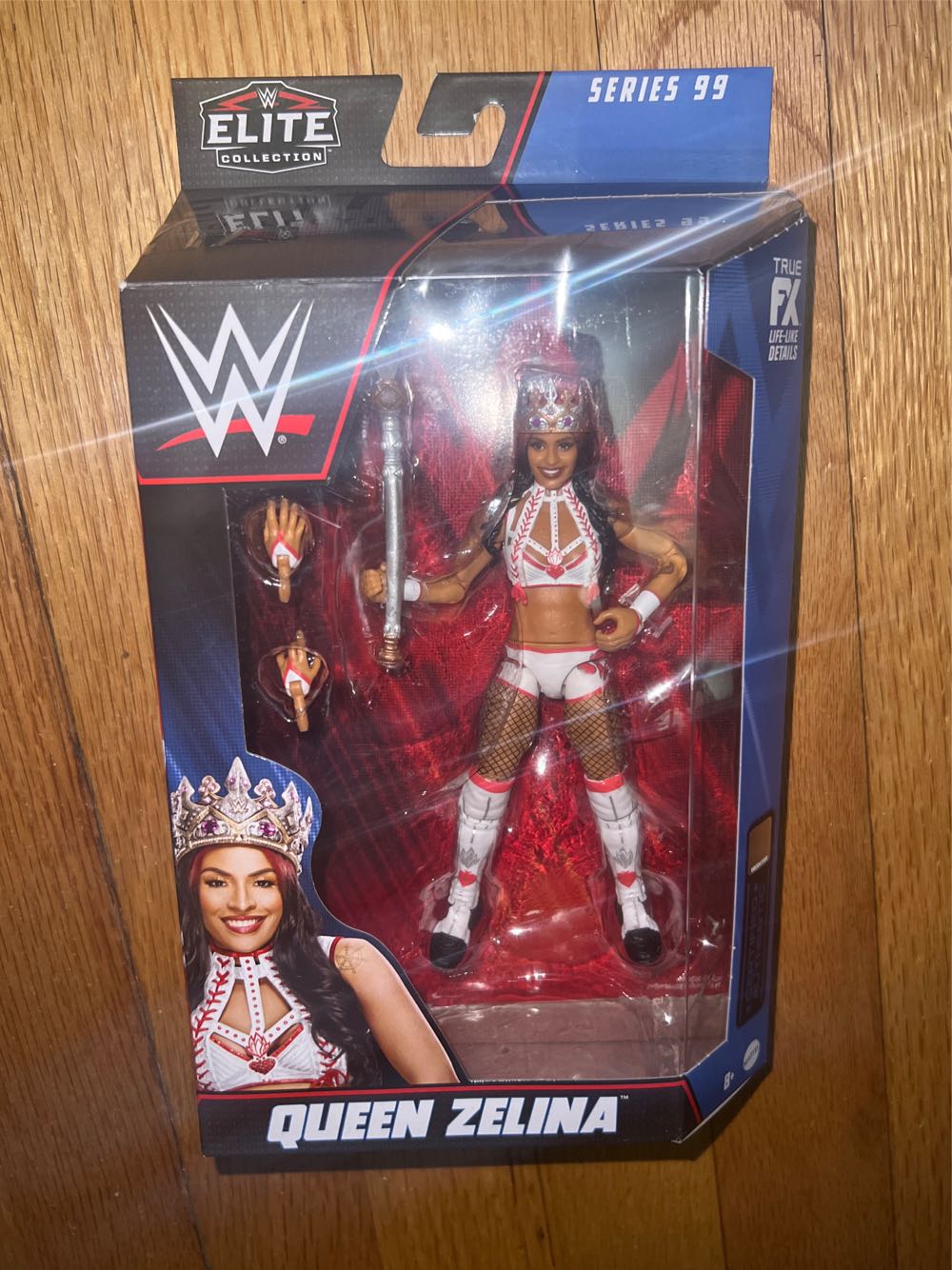 Snoopy Bobbler Peanuts Christmas Santa Solar Bobbler Head Moves In Light