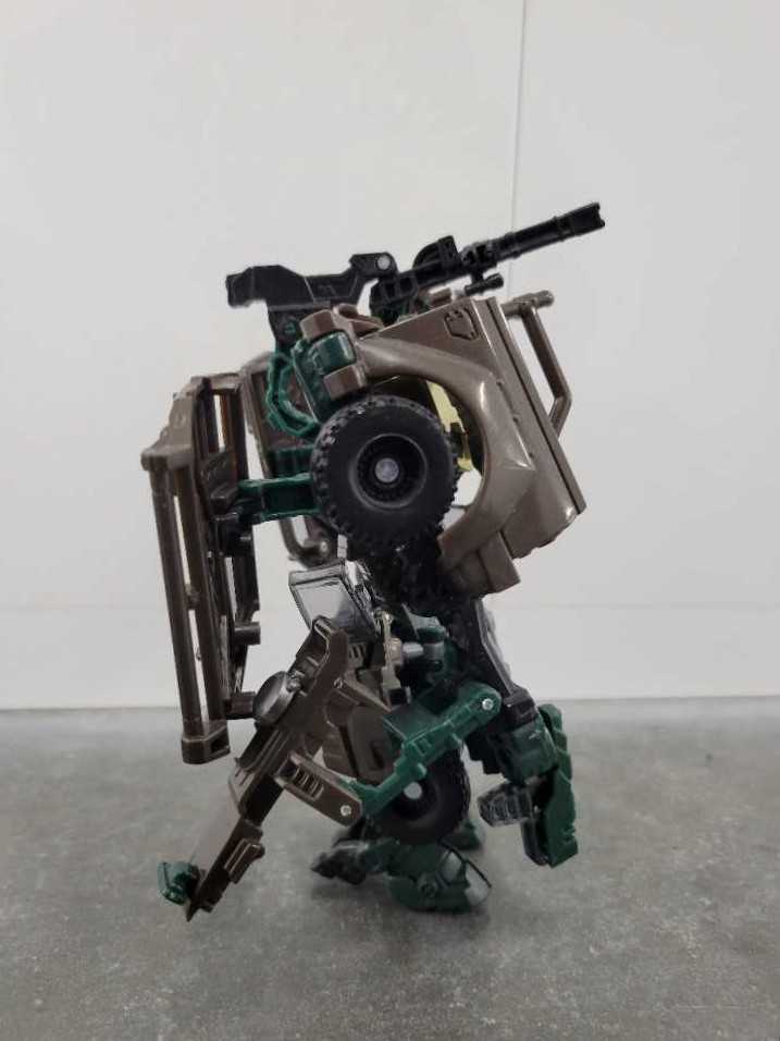 Brawn  - Hasbro (Revenge Of The Fallen) action figure collectible - Main Image 3