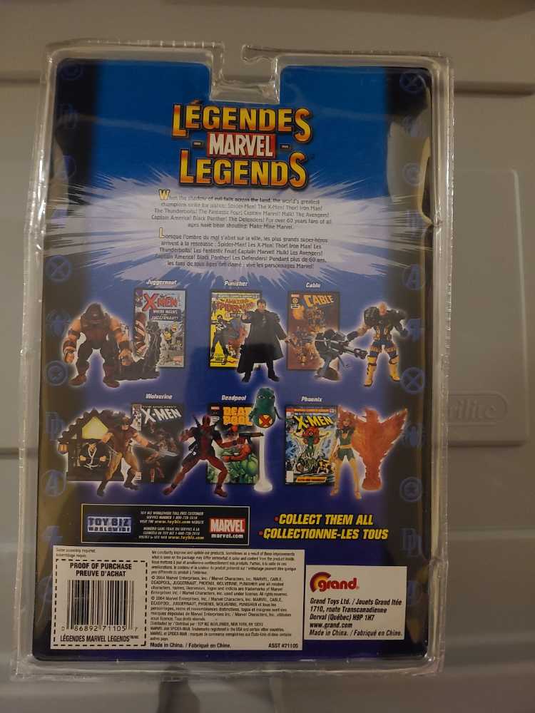 Toybiz Marvel Legends Series IV Brown Suit Wolverine   action figure collectible [Barcode 086892711057] - Main Image 2