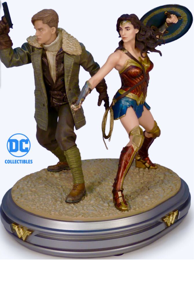 Wonder Woman (Movie) With Steve Trevor Statue - DC Collectibles (Wonder Woman) action figure collectible - Main Image 2