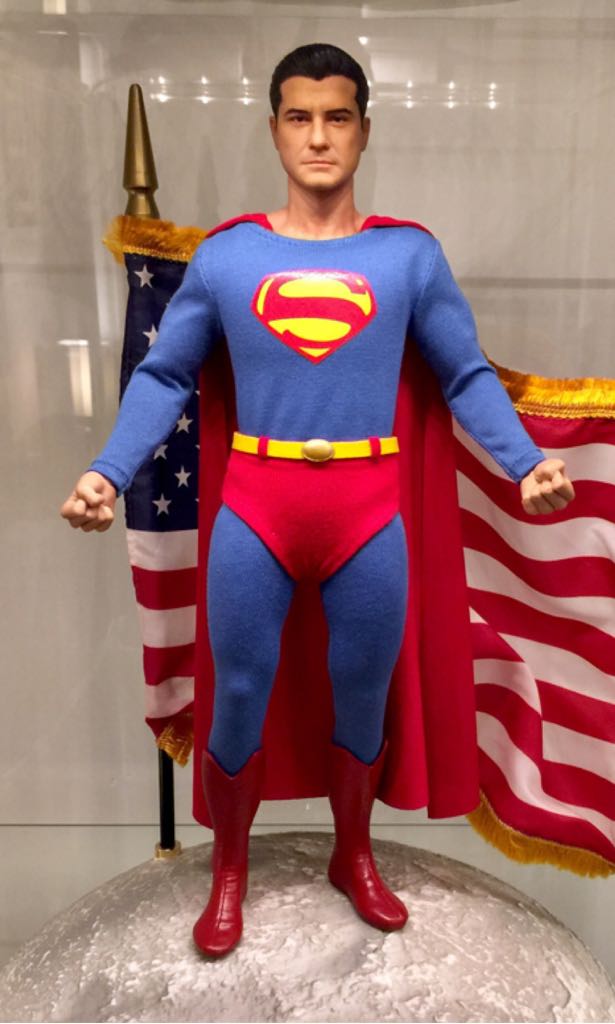 Superman (George Reeves) Figure - Unleashed Viper (Superman) action figure collectible - Main Image 1