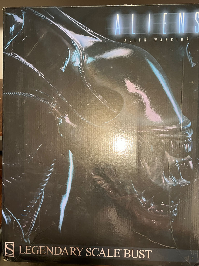 Alíen Warrior Legendary Scale Bust - Sideshow (Alien) action figure collectible [Barcode 747720225107] - Main Image 1