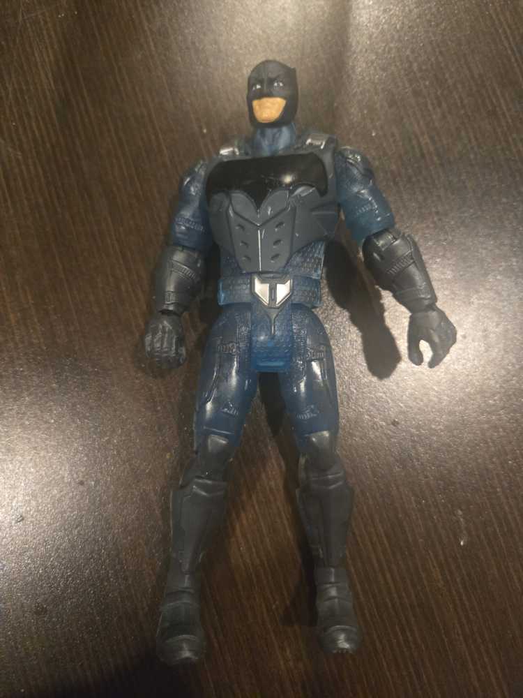 Batman - Mattel (Justice League DC) action figure collectible - Main Image 2