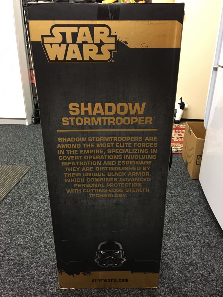 Star Wars Shadow Stormtrooper  action figure collectible [Barcode 039897839066] - Main Image 2
