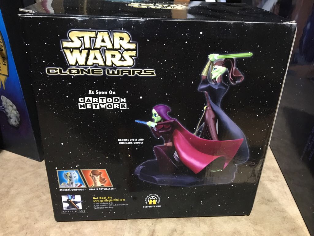 Star Wars Clone Wars Bariss Offee And Luminara Unduli - Gentle Giant (Star Wars) action figure collectible [Barcode 871810000456] - Main Image 2