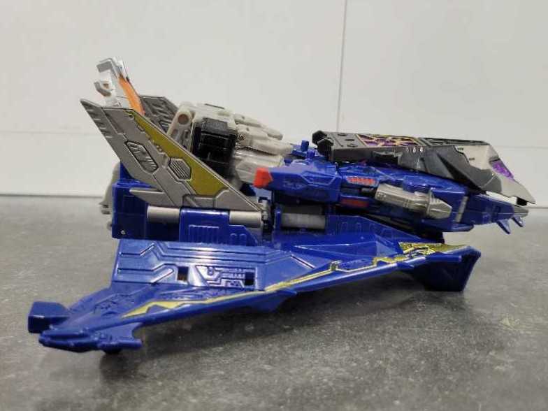 Soundwave With Laserbeak 4th Jet Mode  Project - Hasbro (Cybertron) action figure collectible - Main Image 3