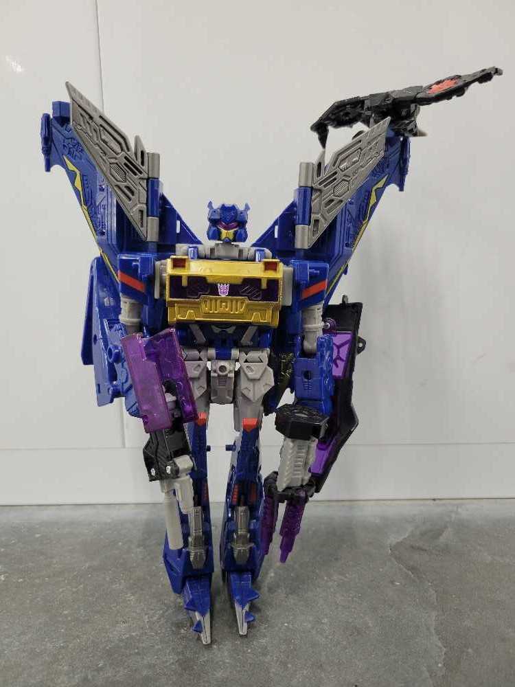 Soundwave With Laserbeak 2nd Robot Mode - Hasbro (Cybertron) action figure collectible - Main Image 2