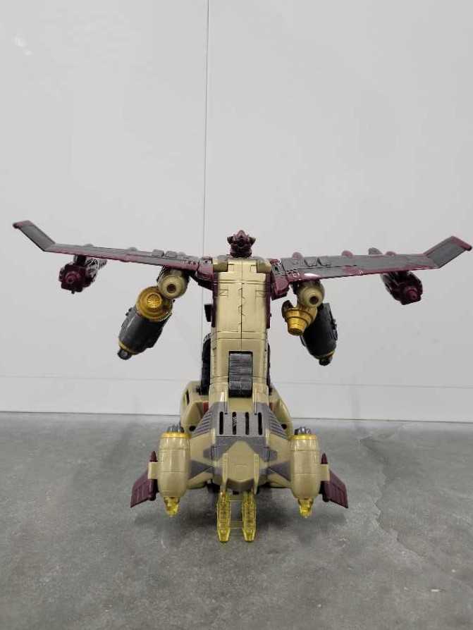 Sky Shadow - Hasbro (Cybertron) action figure collectible - Main Image 4