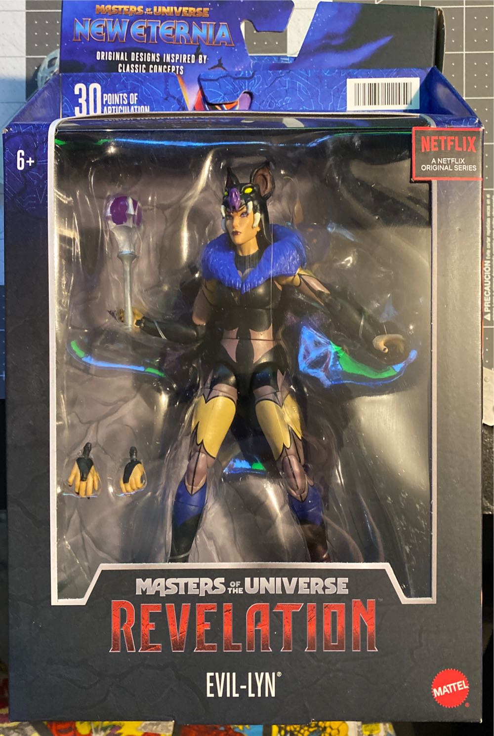 Evil-Lyn(sorceress) - Mattel (Masters of the Universe: Masterverse) action figure collectible [Barcode 194735111459] - Main Image 3