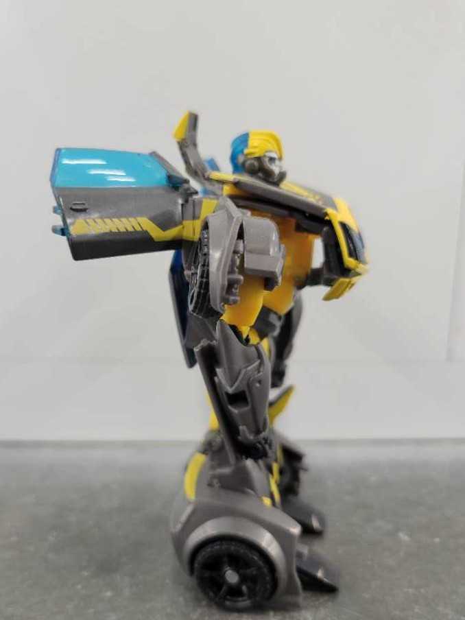 Bumblebee Shadow Strike Missing Yellow Cannons - Hasbro (Prime) action figure collectible - Main Image 3