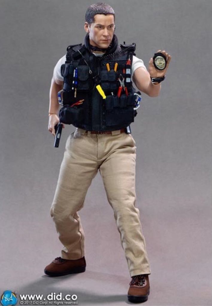 KOLINAHR SPOCK Figure