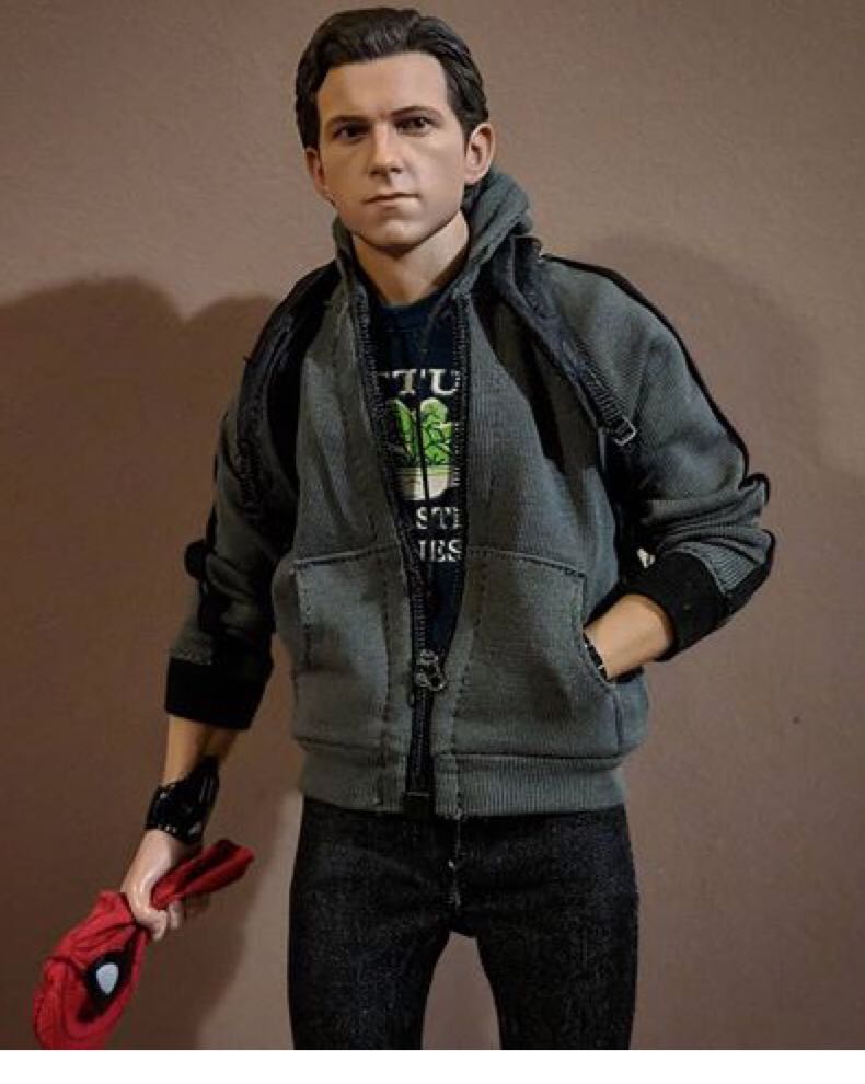 Peter Parker - Ganghood (Marvel Movies) action figure collectible - Main Image 2