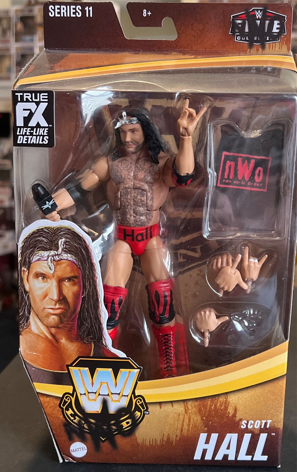 2016 TMNT OOTS Leonardo In Disguise