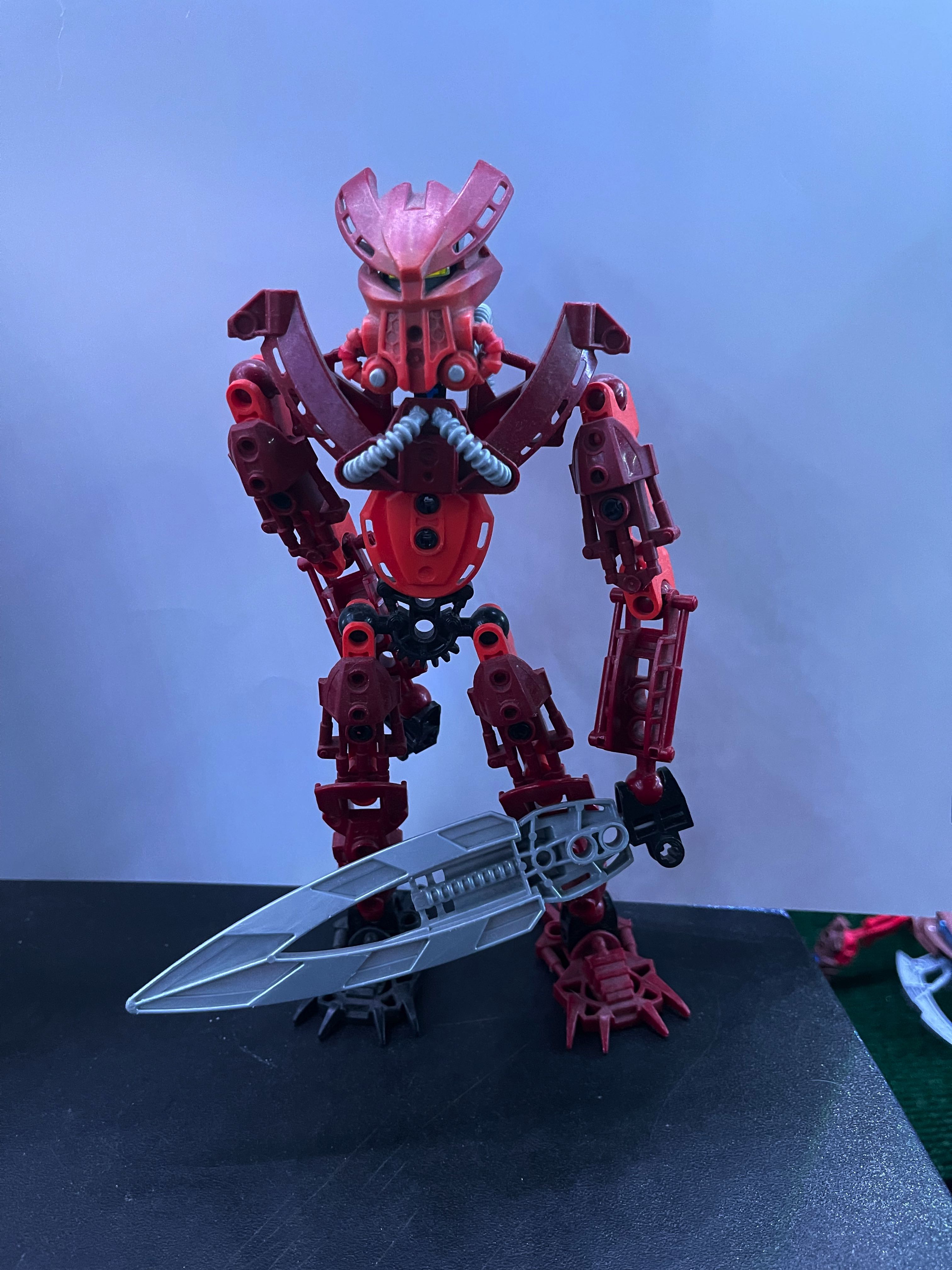 Marvel- Red Guardian FigPin 401