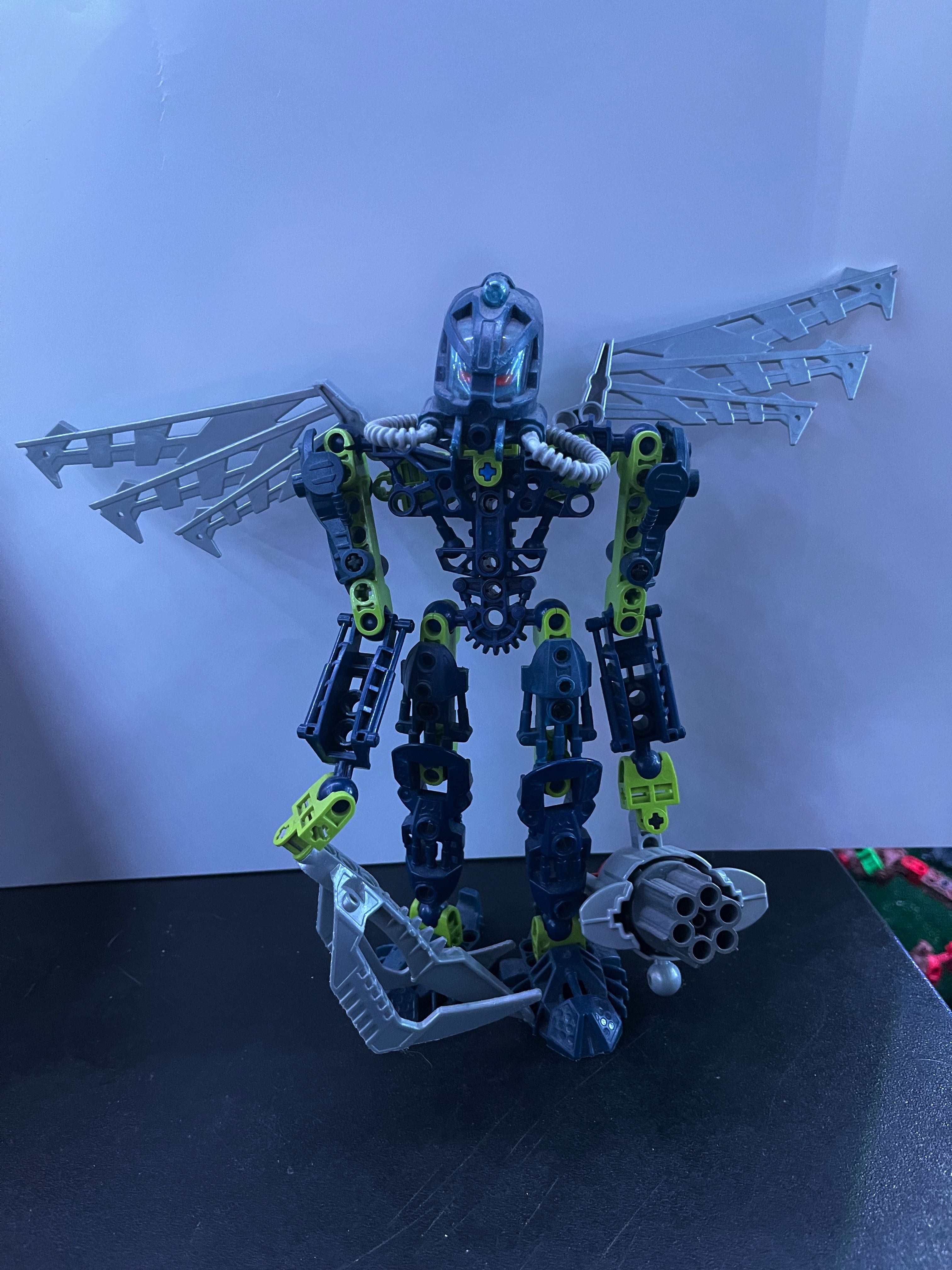 Toa Hahli 8914  action figure collectible - Main Image 1