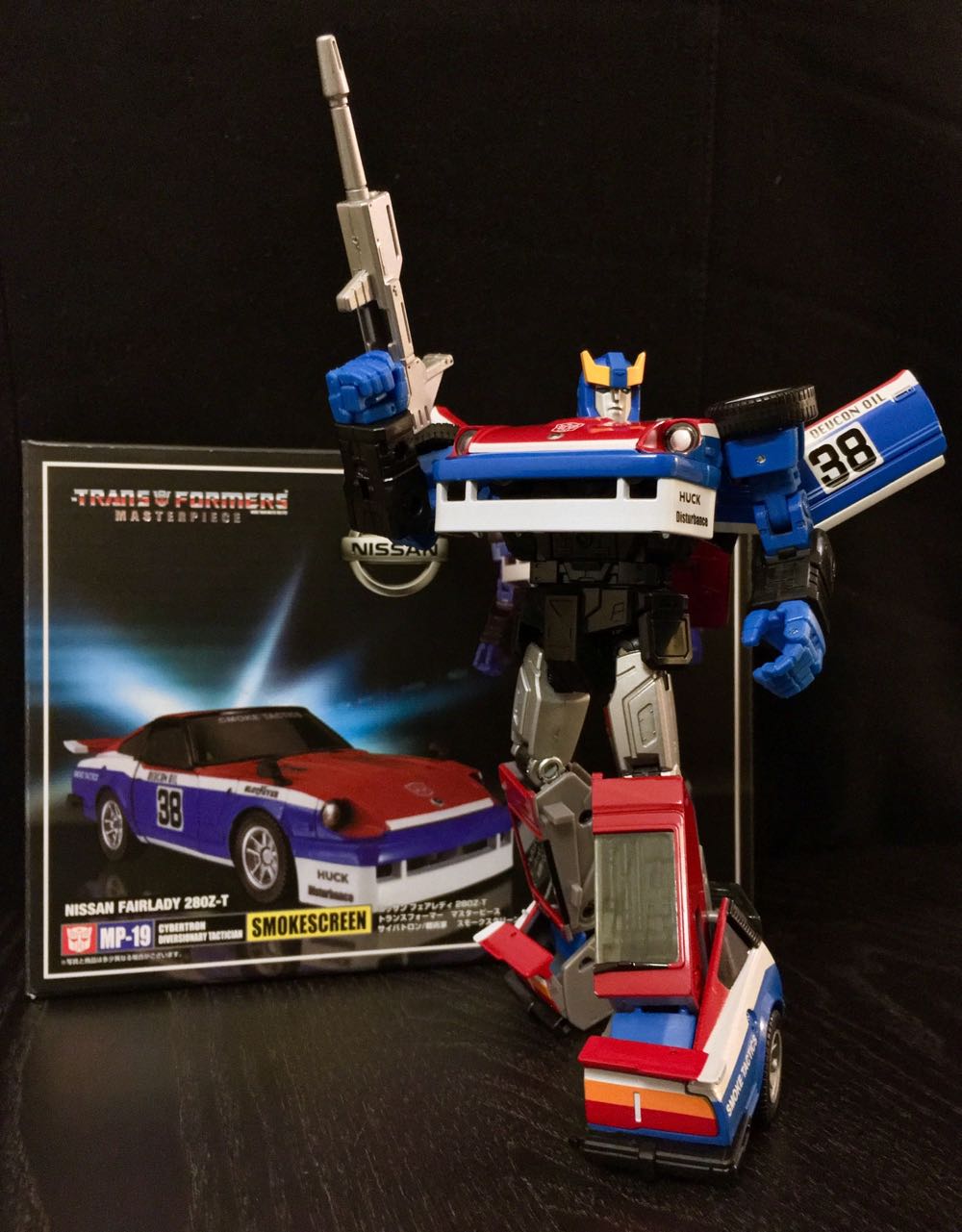 Smokescreen (MP-19) - Takara Tomy (Transformers Masterpiece Takara) action figure collectible - Main Image 4