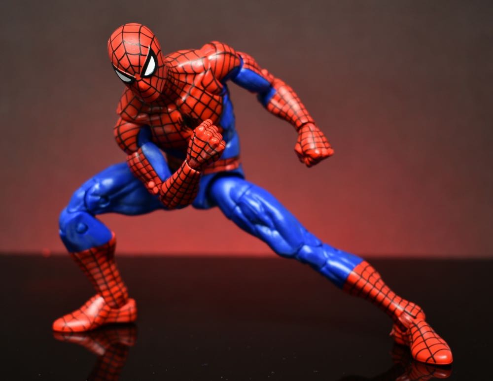 Spider-Man: Spider-Man (Retro) - Hasbro (Marvel Legends) action figure collectible - Main Image 2