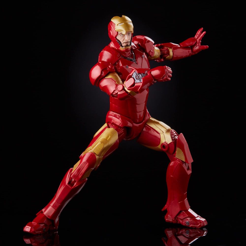 Iron Man: Studio Iron Man Mark III - Hasbro (Marvel Legends) action figure collectible - Main Image 2