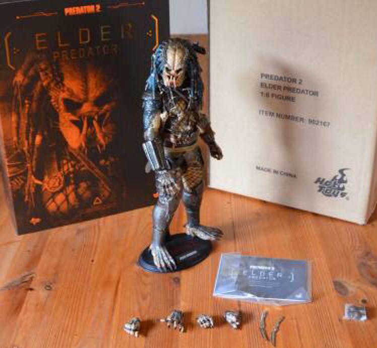 6th Scale (MMS233): Predator 2 - Elder Predator - Hot Toys (Sixth Scale Figure) action figure collectible - Main Image 2