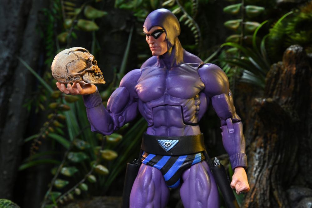 The Phantom - Neca (Defenders of the Universe) action figure collectible - Main Image 3
