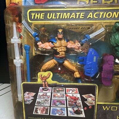Toybiz Marvel Legends Super Showdown Wolverine Vs. Hulk  action figure collectible [Barcode 086892729663] - Main Image 3