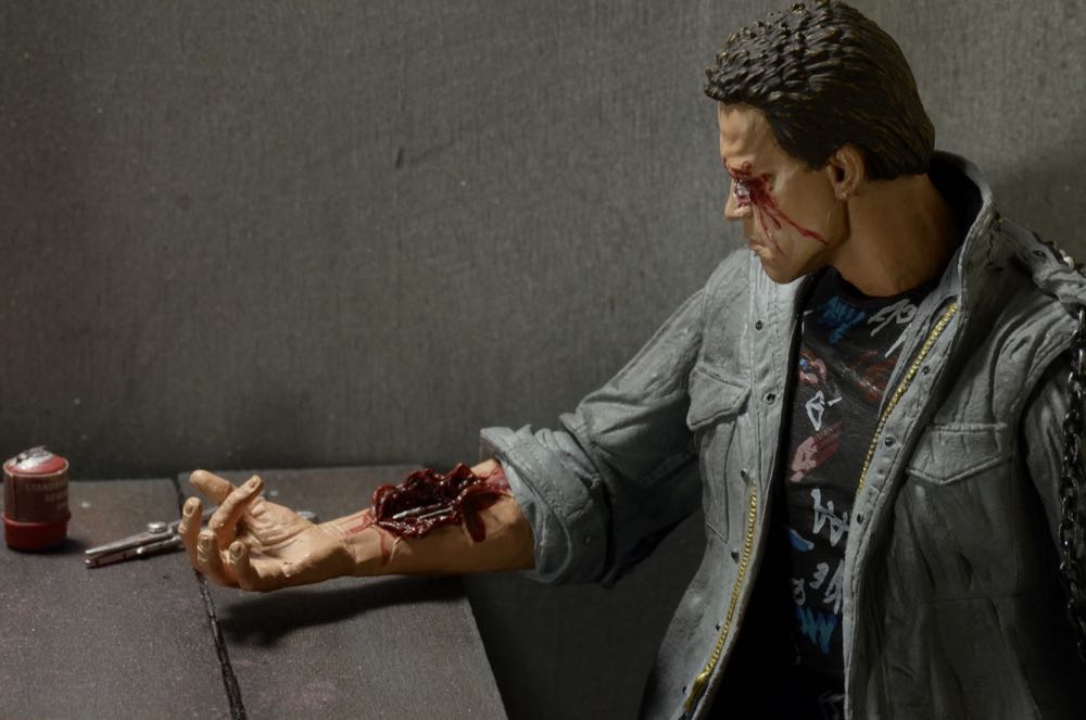 T800 (Tech Noir) - Neca (Terminator) action figure collectible - Main Image 3