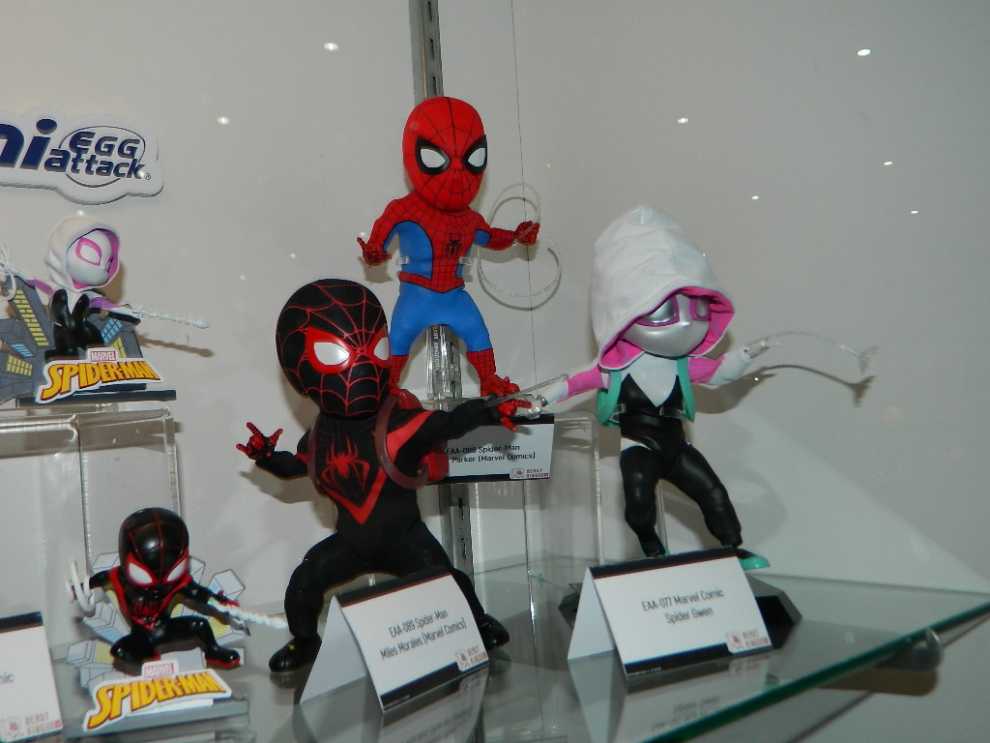 Beast Kingdom Egg-Attack Action EAA-077 Spider-Gwen   action figure collectible - Main Image 4