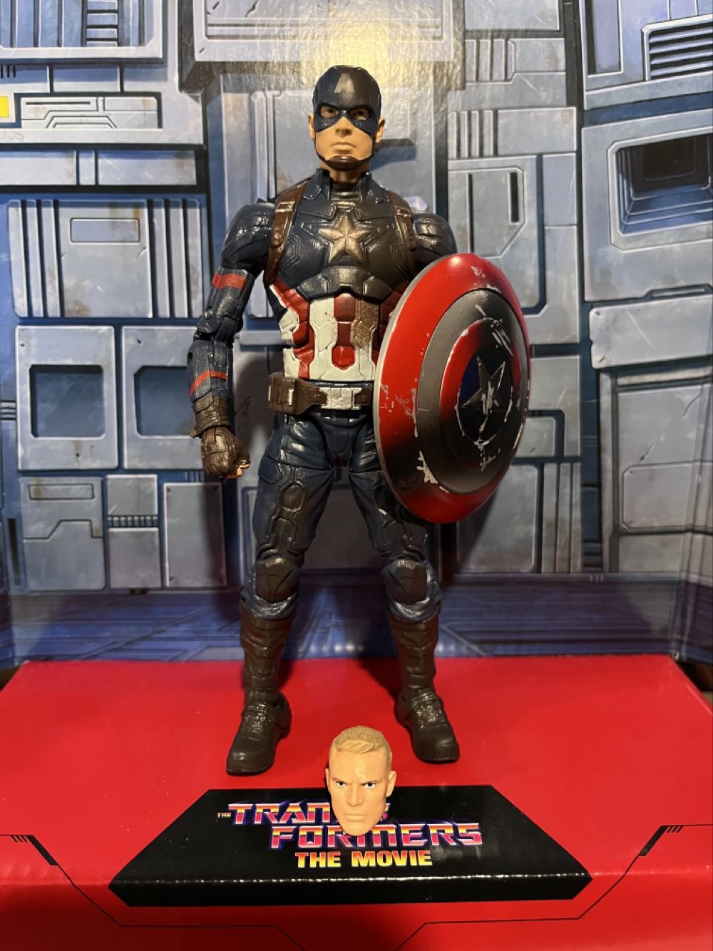 Captain America - Hasbro (Marvel Legends) action figure collectible - Main Image 3