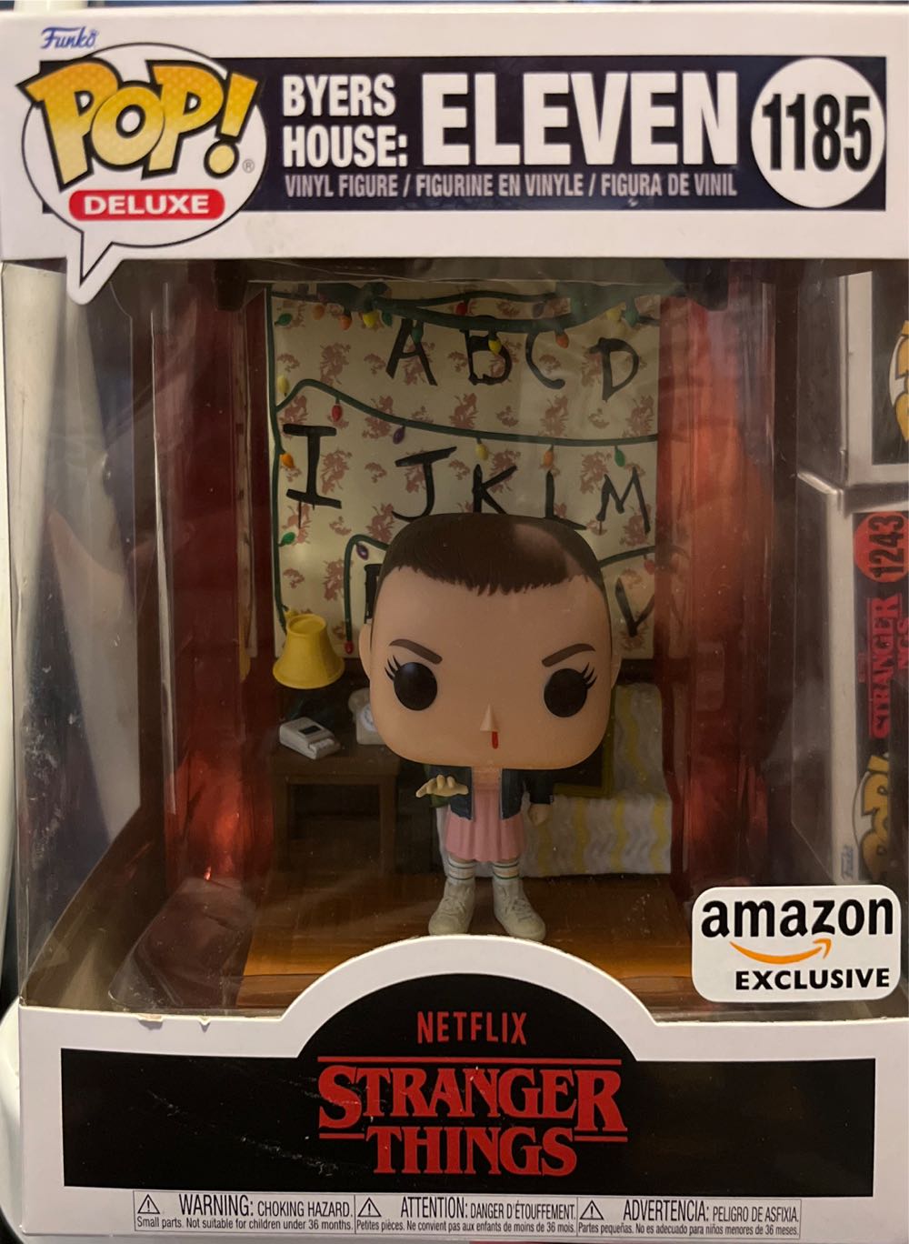 Funko Pop! Deluxe: Stranger Things Build-a-scene Eleven Amazon Exclusive Vinyl Figure 1 Of 4 - Funko Pop (Stranger Things) action figure collectible [Barcode 889698602471] - Main Image 3