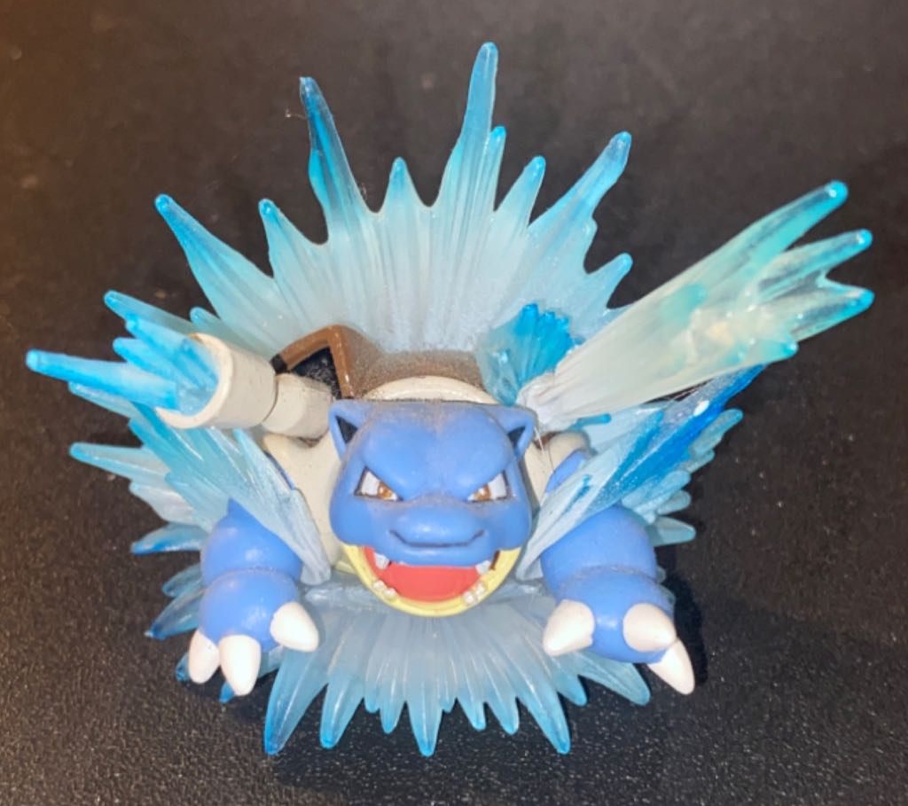 Robozuna Battling Netflix Mr Clout Global Ent 5 Inch