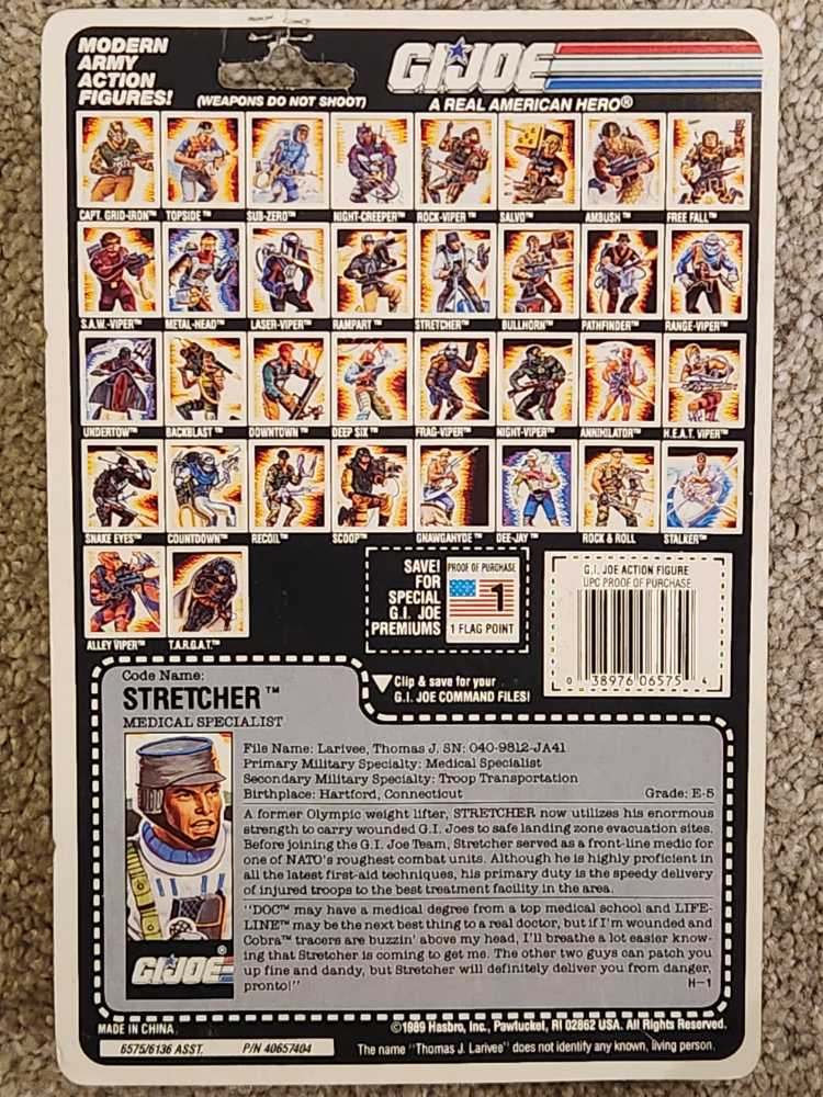Stretcher - Hasbro (G. I. JOE) action figure collectible [Barcode 038976065754] - Main Image 2