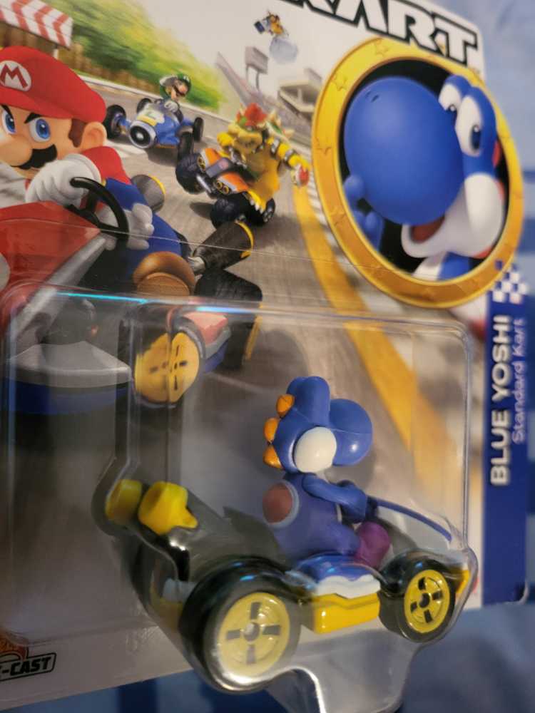 Blue Yoshi Standard Kart - Mattel (Hot Wheels Mario Kart) action figure collectible [Barcode 887961908428] - Main Image 3