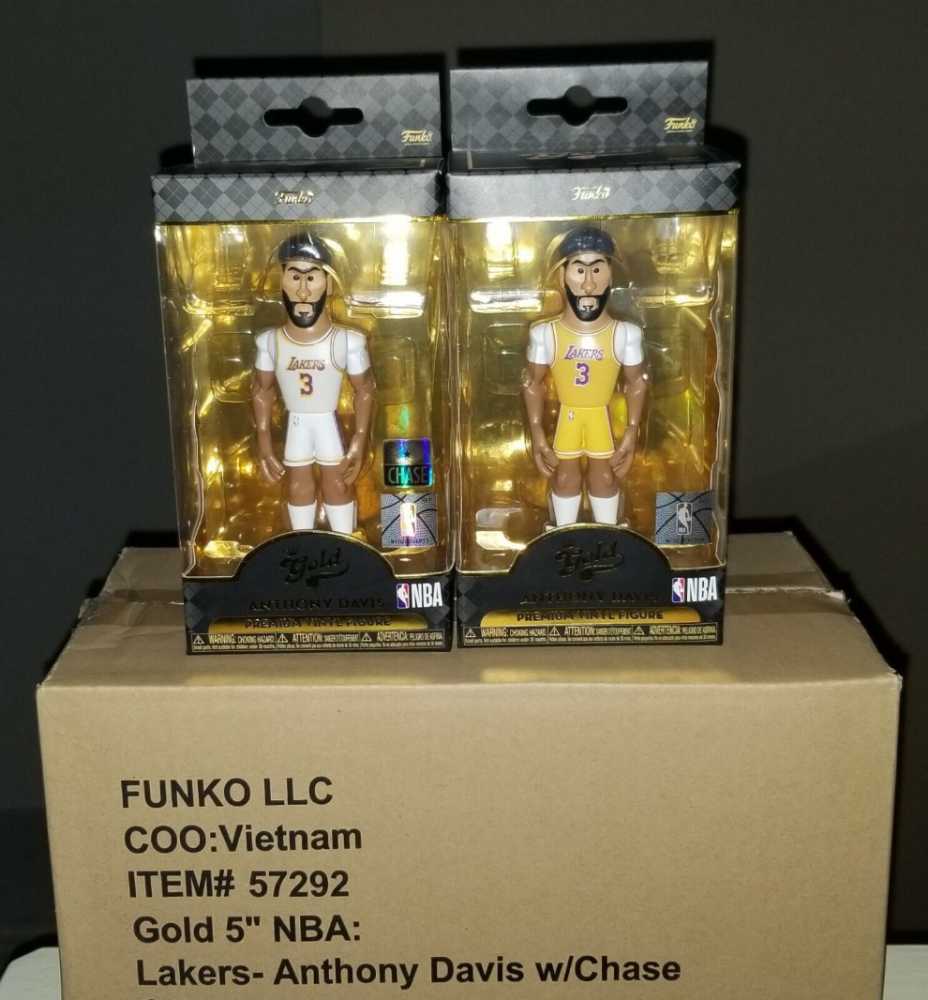 Funko Pop! Gold: Lakers Anthony Davis 5” With Chase Syles May Vary  action figure collectible [Barcode 889698572927] - Main Image 4