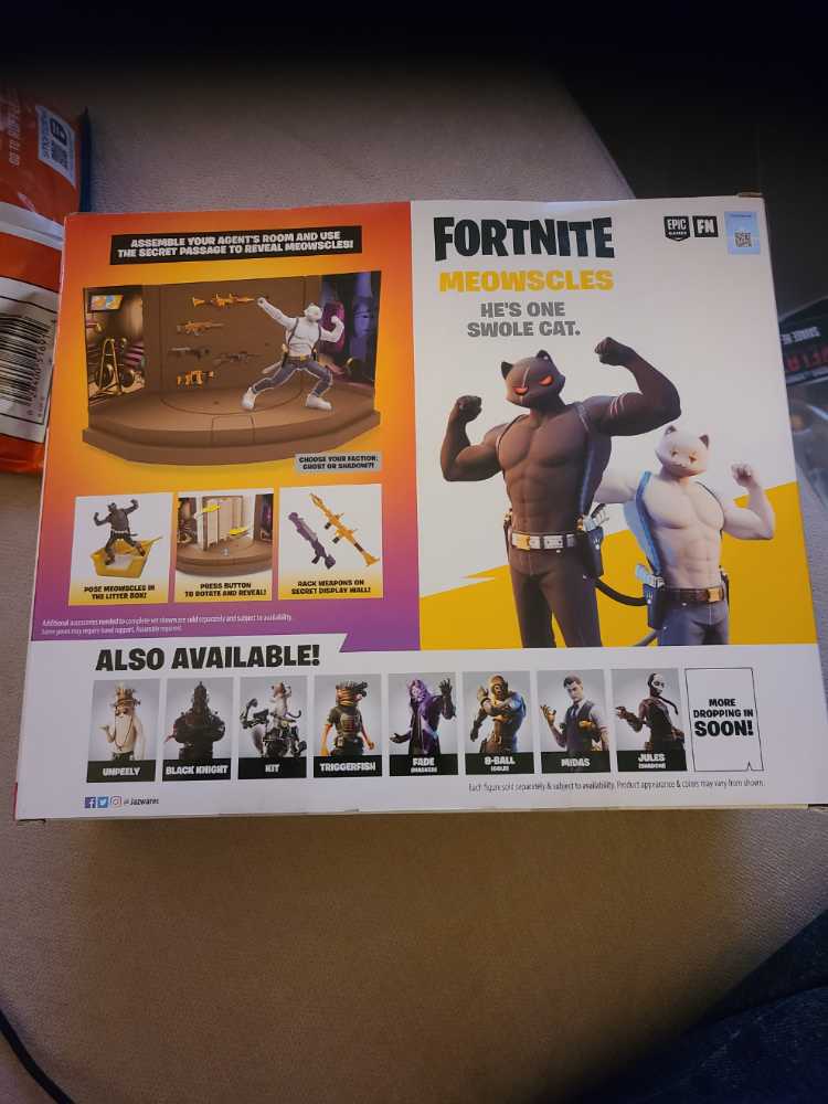 Fortnite Agent’s Room Meowscles Ghost & Shadow Set  - Jazwares (Fortnite 4” Figure Collection) action figure collectible [Barcode 191726391388] - Main Image 2