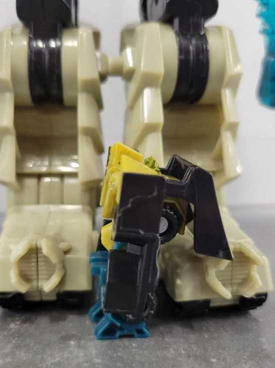 Heavy Load With Menasor  - Hasbro (Cybertron) action figure collectible - Main Image 4