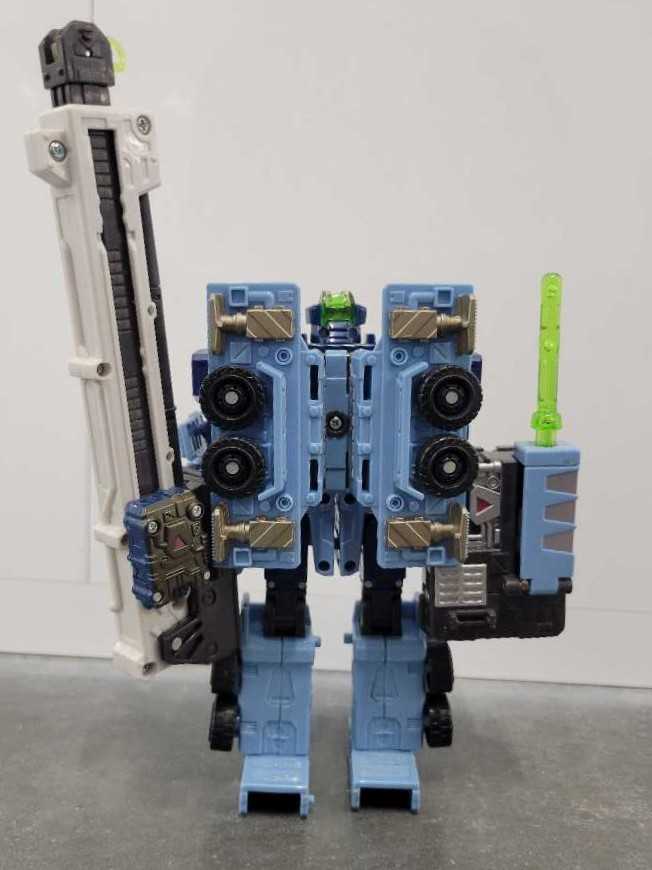 Mudflap - Hasbro (Cybertron) action figure collectible - Main Image 4