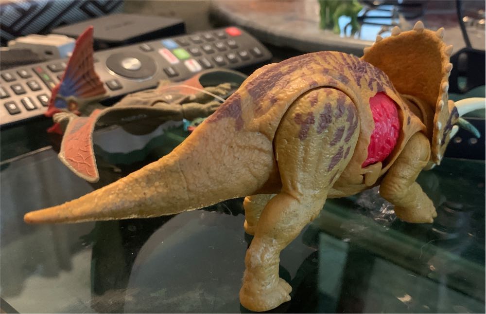 Triceratops - Mattel (JW Primal Attack) action figure collectible - Main Image 4