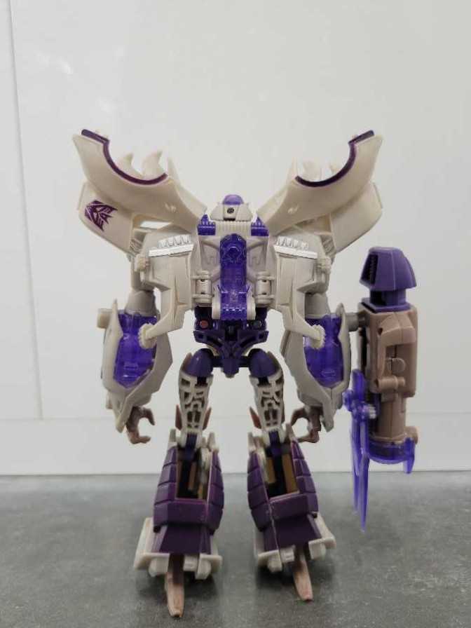 Megatron 2nd Leader Robot Mode - Hasbro (Prime) action figure collectible - Main Image 4