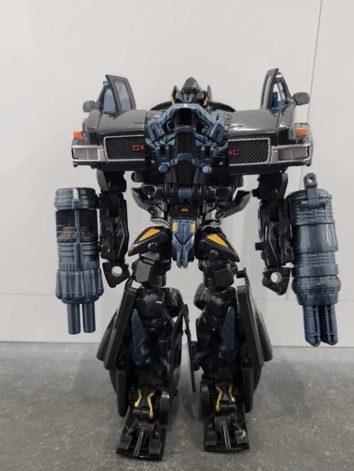 Ironhide Robot Mode - Hasbro (Movie) action figure collectible - Main Image 2