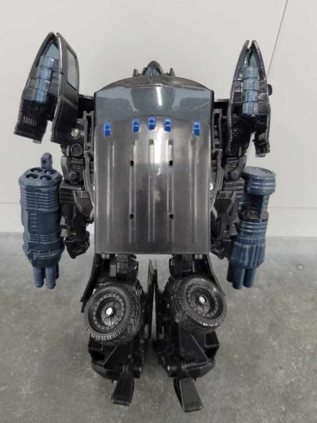 Ironhide Robot Mode - Hasbro (Movie) action figure collectible - Main Image 4