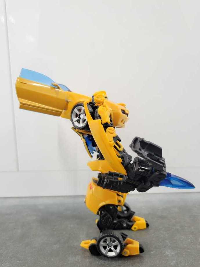 Bumblebee Concept 2nd Robot Mode - Hasbro (Movie) action figure collectible - Main Image 3