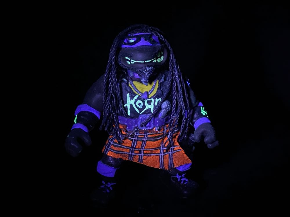 Jonathan Donvis (KoRn) - Yuno Dyva (Teenage Mutant Ninja Turtles) action figure collectible - Main Image 3