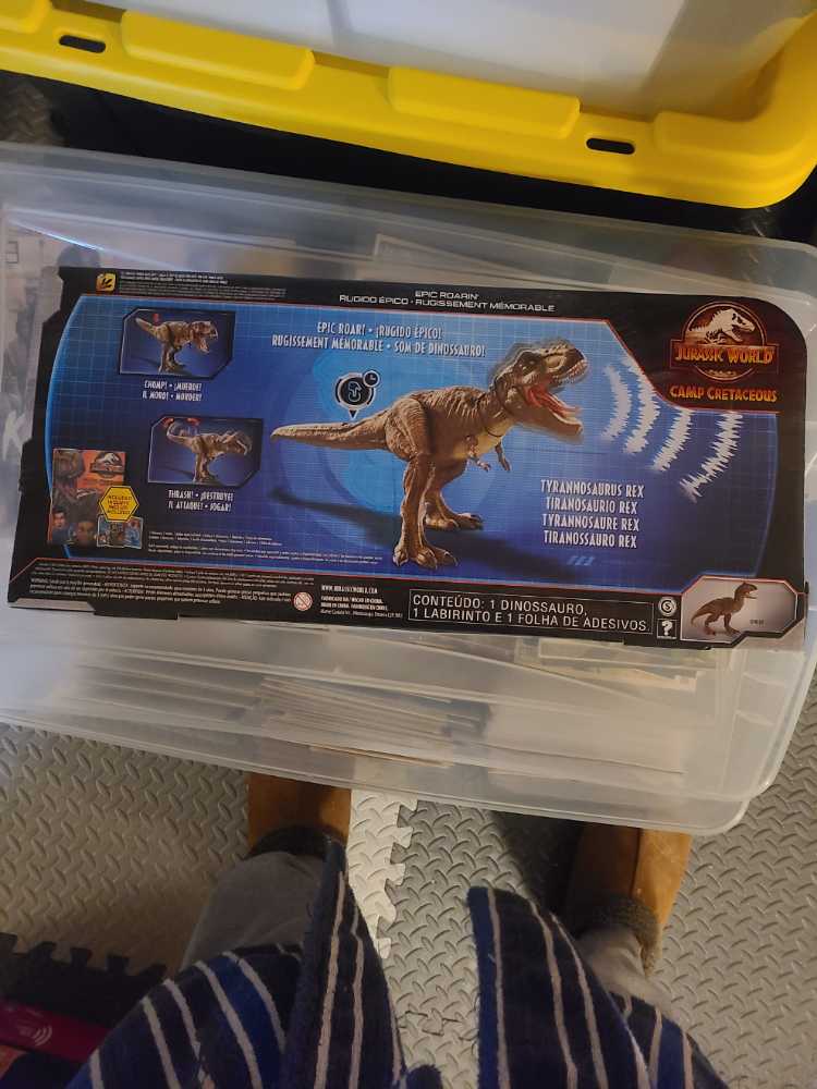Mattel Jurassic World Camp Cretaceous Epic Roarin’ Tyrannosaurus Rex Large Action Figure Primal Attack Feature Sound Realistic Shaking Movable Joints; Ages 4 Years & Up  action figure collectible [Barcode 887961817577] - Main Image 3