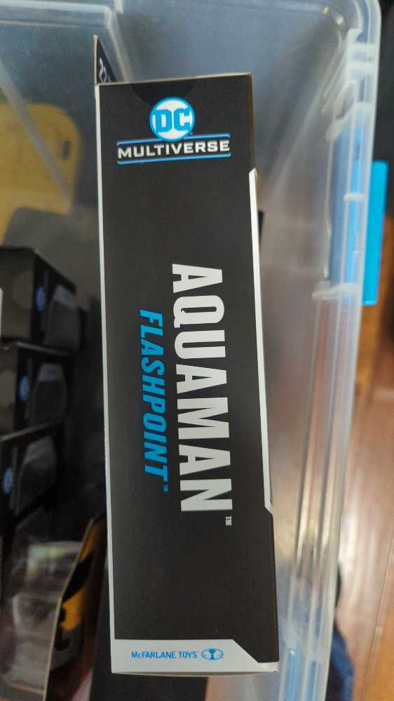 McFarlane DC Multiverse Aquaman (Flashpoint) Cyborg BAF Gold Label - McFarlane Toys (Flashpoint) action figure collectible [Barcode 787926156416] - Main Image 2