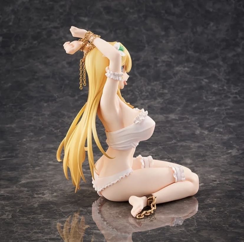 T2 Art Girl Figure Fairy Queen In Distress  (Native) action figure collectible - Main Image 3