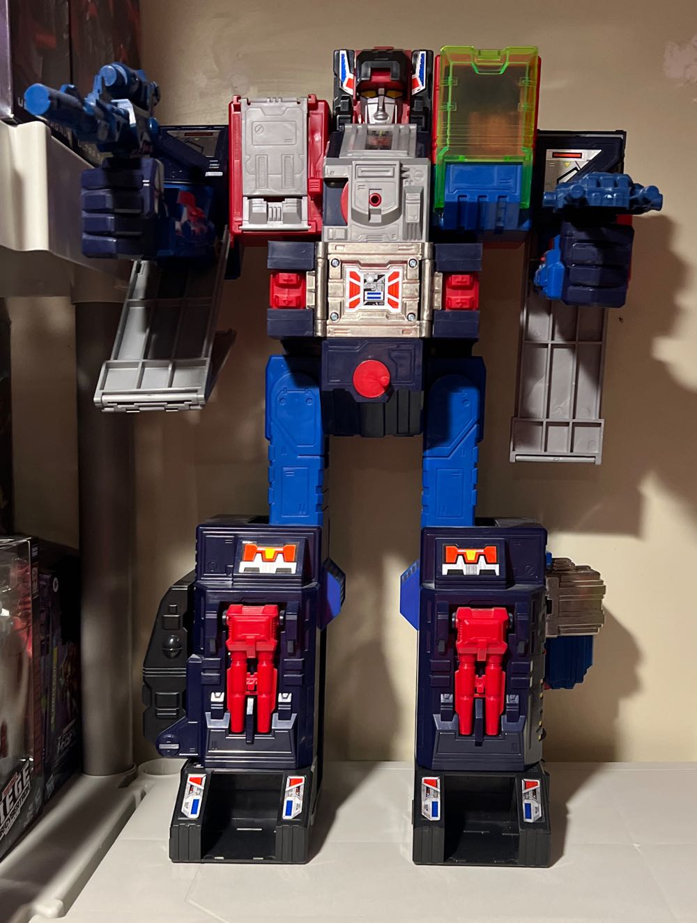 Brave Maximus  (Transformers Car Robots) action figure collectible [Barcode 8807633109856] - Main Image 2